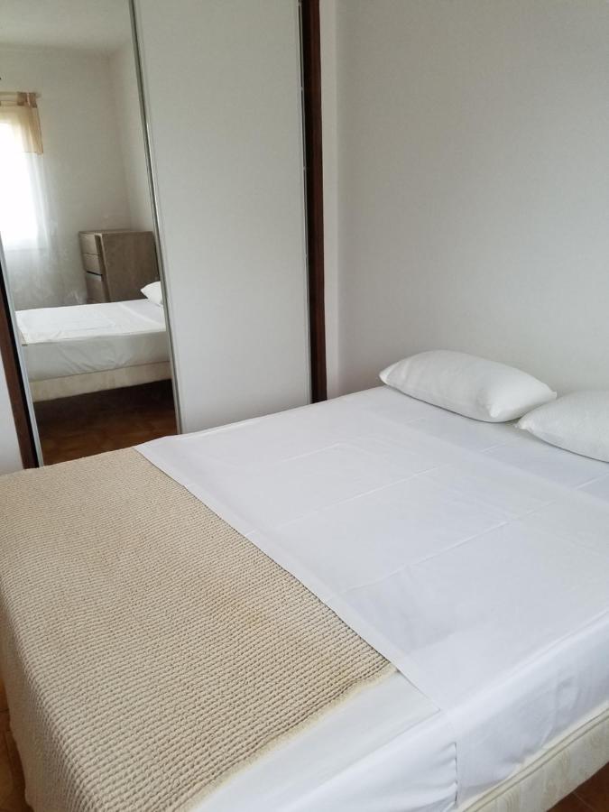 Chambres D Hotes A 20 Pas De La Plage Луччана Екстер'єр фото